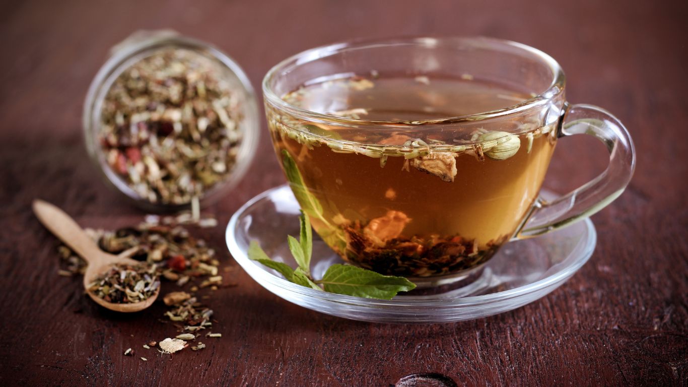 Hibiscus Tea: A Vibrant Wellness Elixir